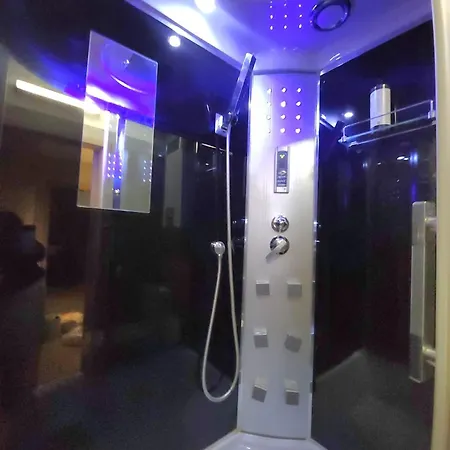 Manhattan W Gorach Radosci Apartman *