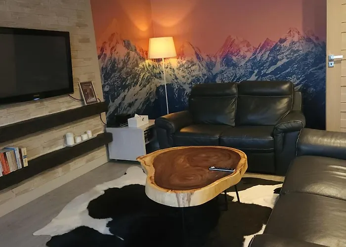 Manhattan W Gorach Radosci Apartman *